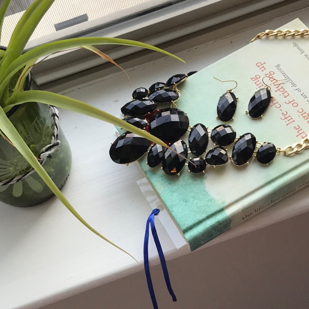 Black Statement Set